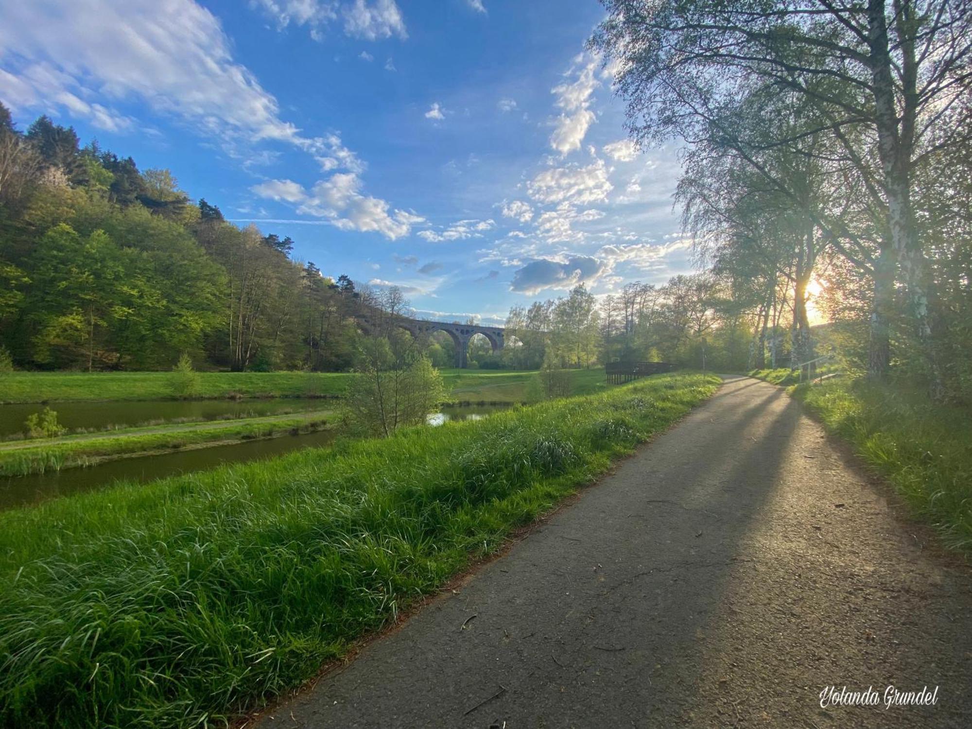 Fruehstueckspension Zur Krone Bad Endbach Exterior foto